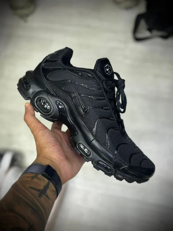 Nike TN Preto