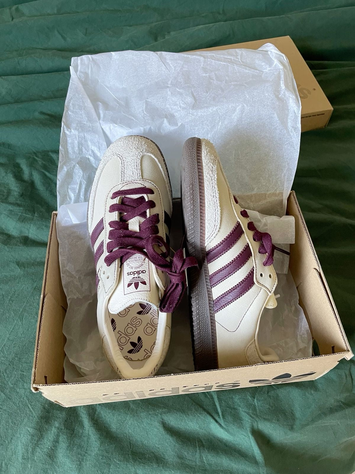 Adidas Samba OG Beje e Bordo