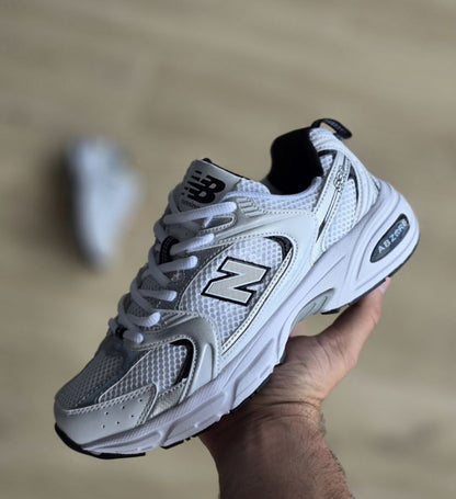 New Balance 530 Branco e Preto